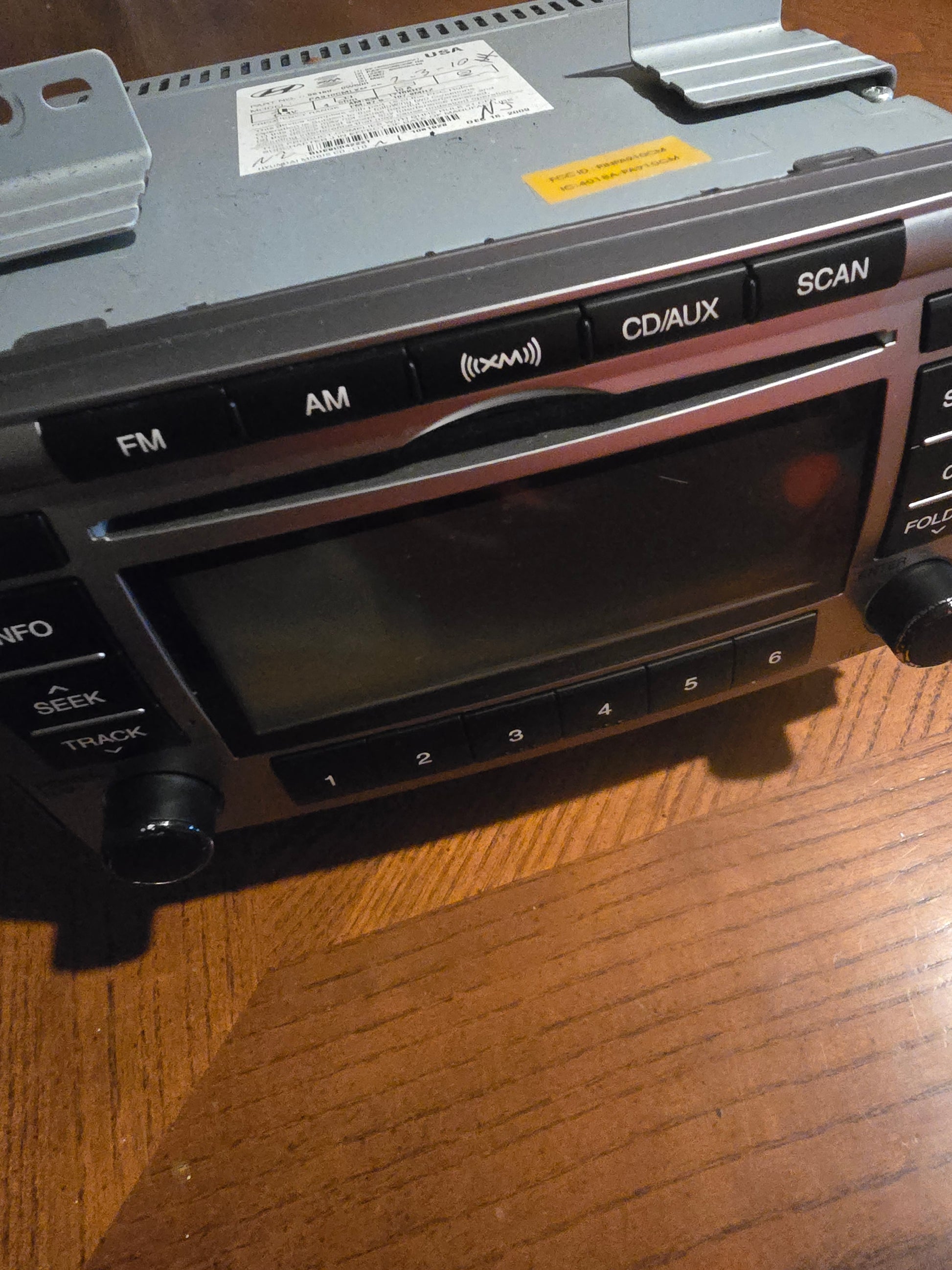 OEM Radio Hyundai Santa Fe 2010 – CD/AUX, XM, AM/FM