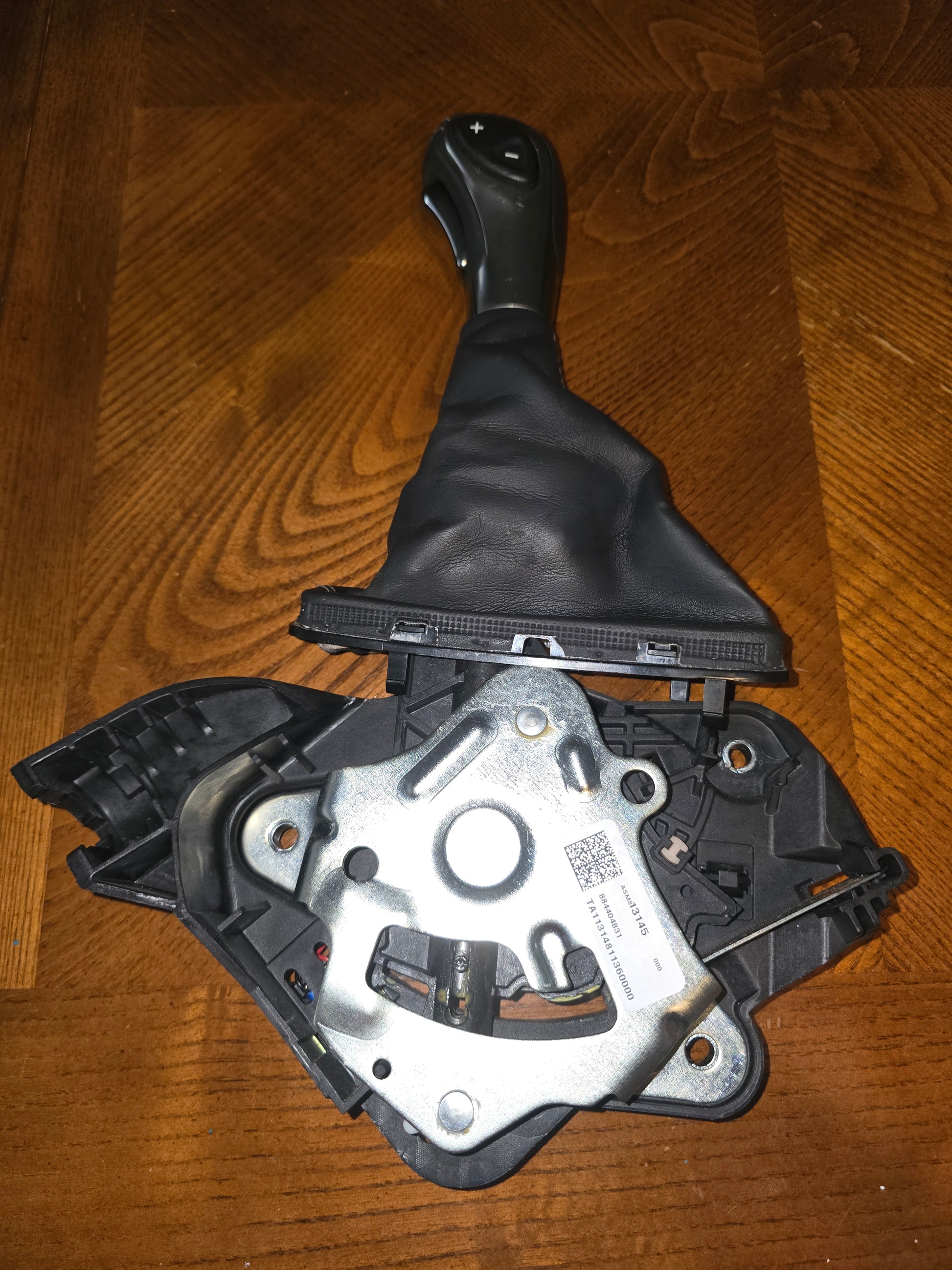 2014 Buick LaCrosse Gear Shifter Assembly OEM Automatic Transmission Selector