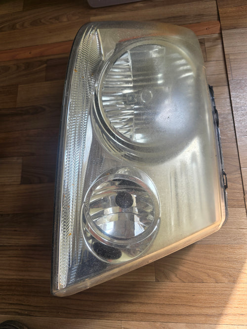2004-2008 Ford F-150 OEM Right Headlight RH Passenger Side ASY4L34-13005A