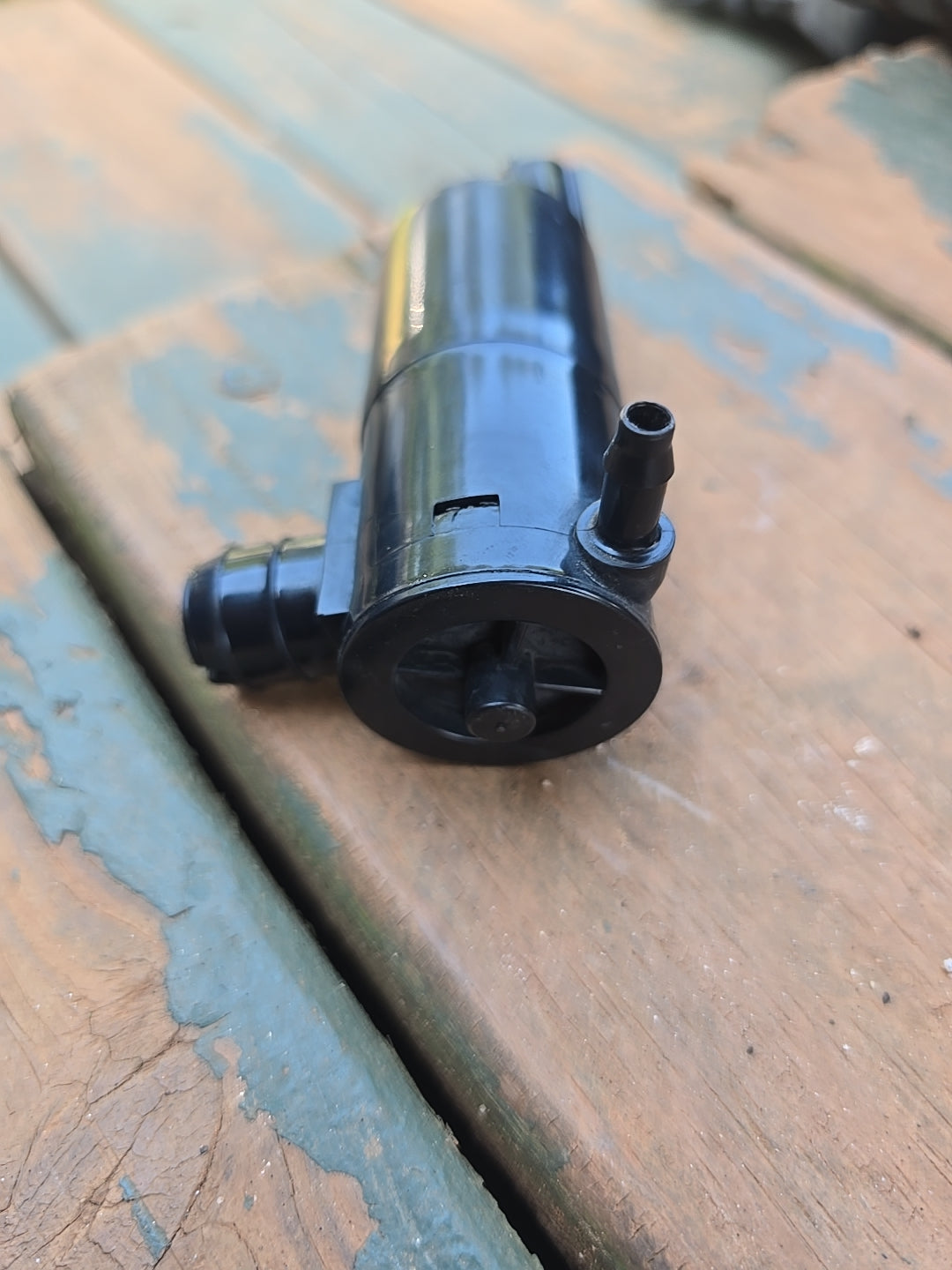 🔧 Windshield Wiper Motor – Ford Fiesta 2013