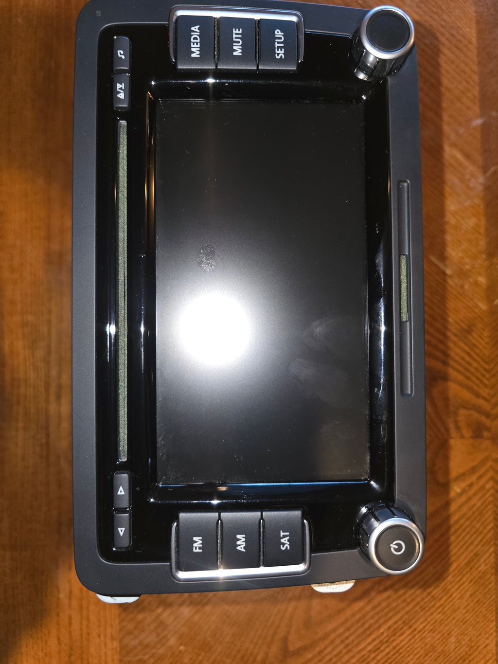 OEM Touchscreen Radio / Head Unit – Volkswagen GTI 2011 (MK6)
