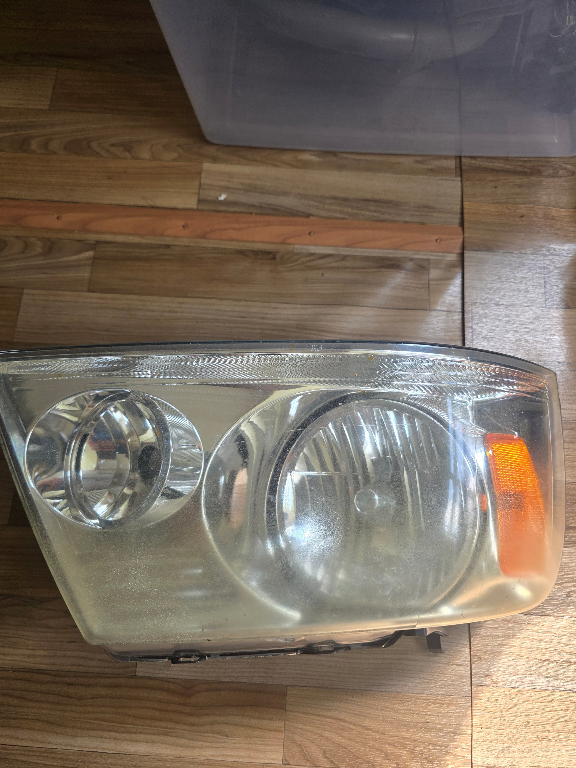 2004-2008 Ford F-150 OEM Right Headlight RH Passenger Side ASY4L34-13005A