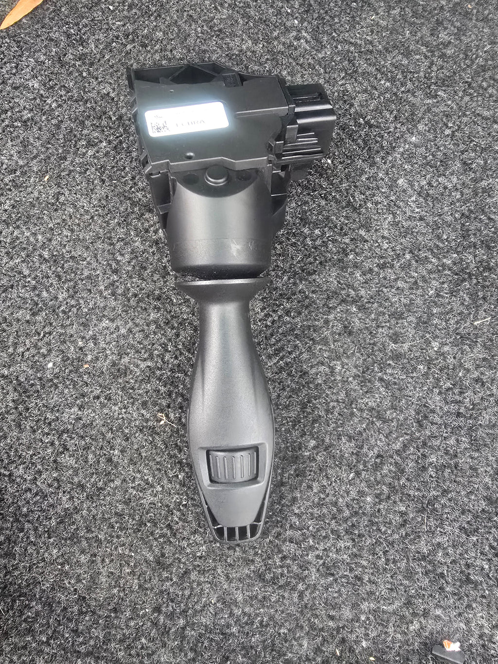 Windshield Wiper Lever – Ford Fiesta 2013 (Used in Good Condition)