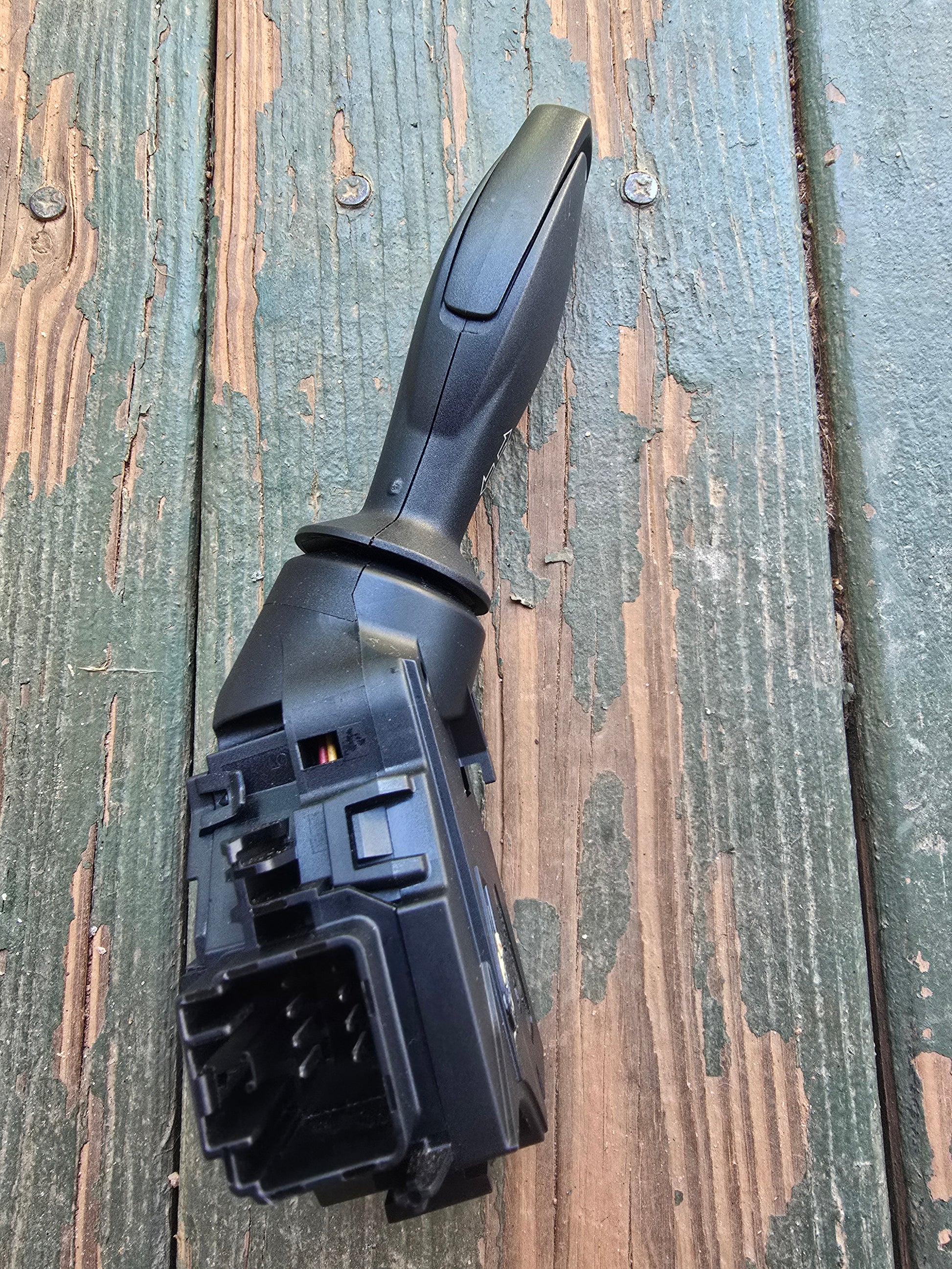 Turn Signal Lever – Ford Fiesta 2013 (Used in Good Condition)