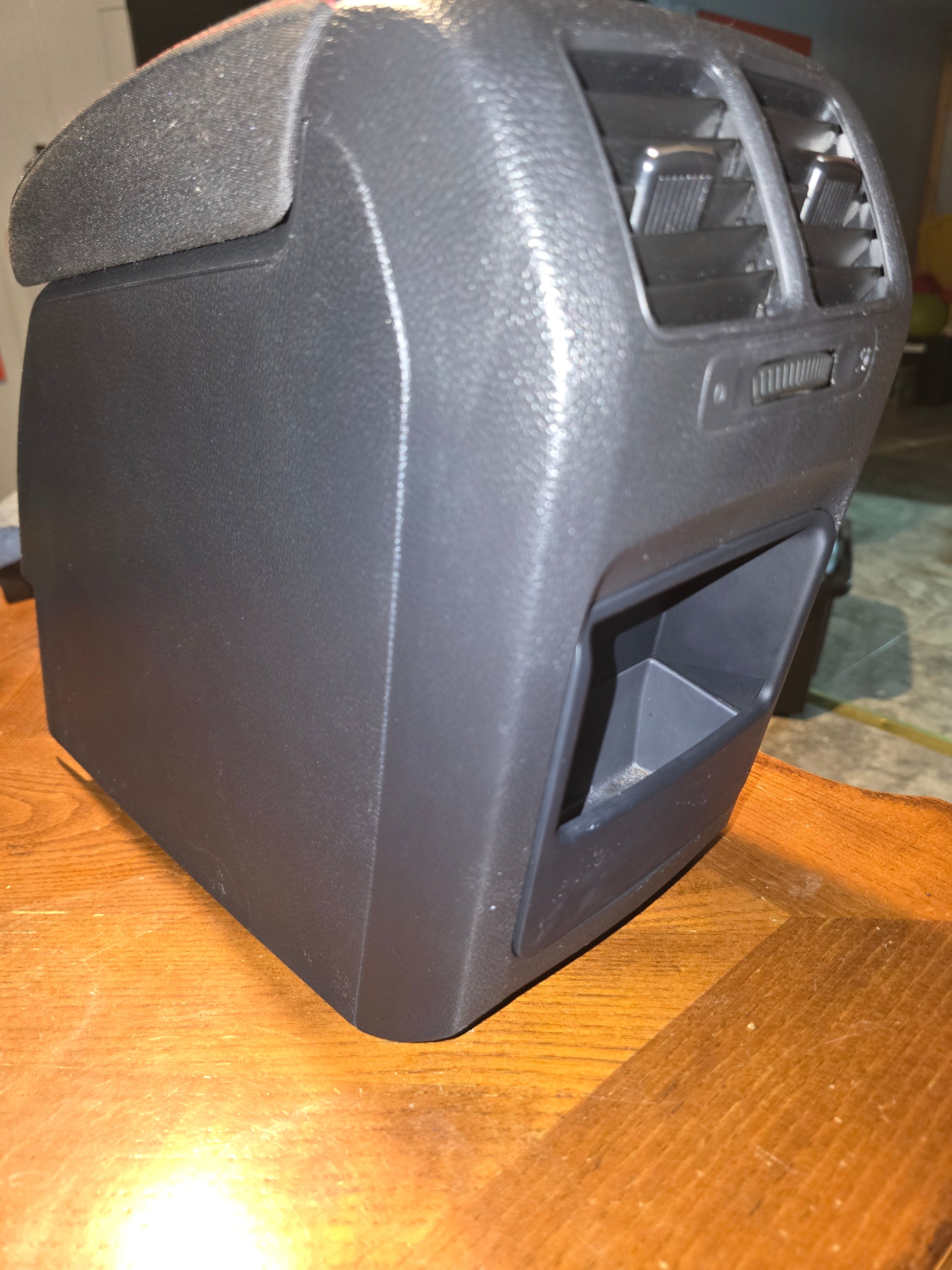 OEM Center Console – VW GTI 2011 (MK6)