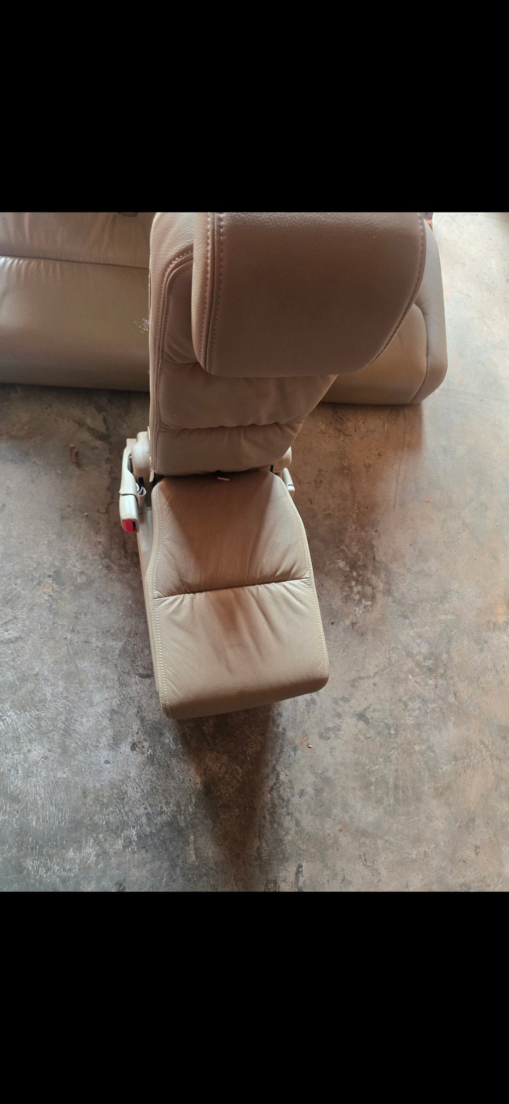 Honda Odyssey 2008 – Consola Central / Asiento Central Beige Original OEM
