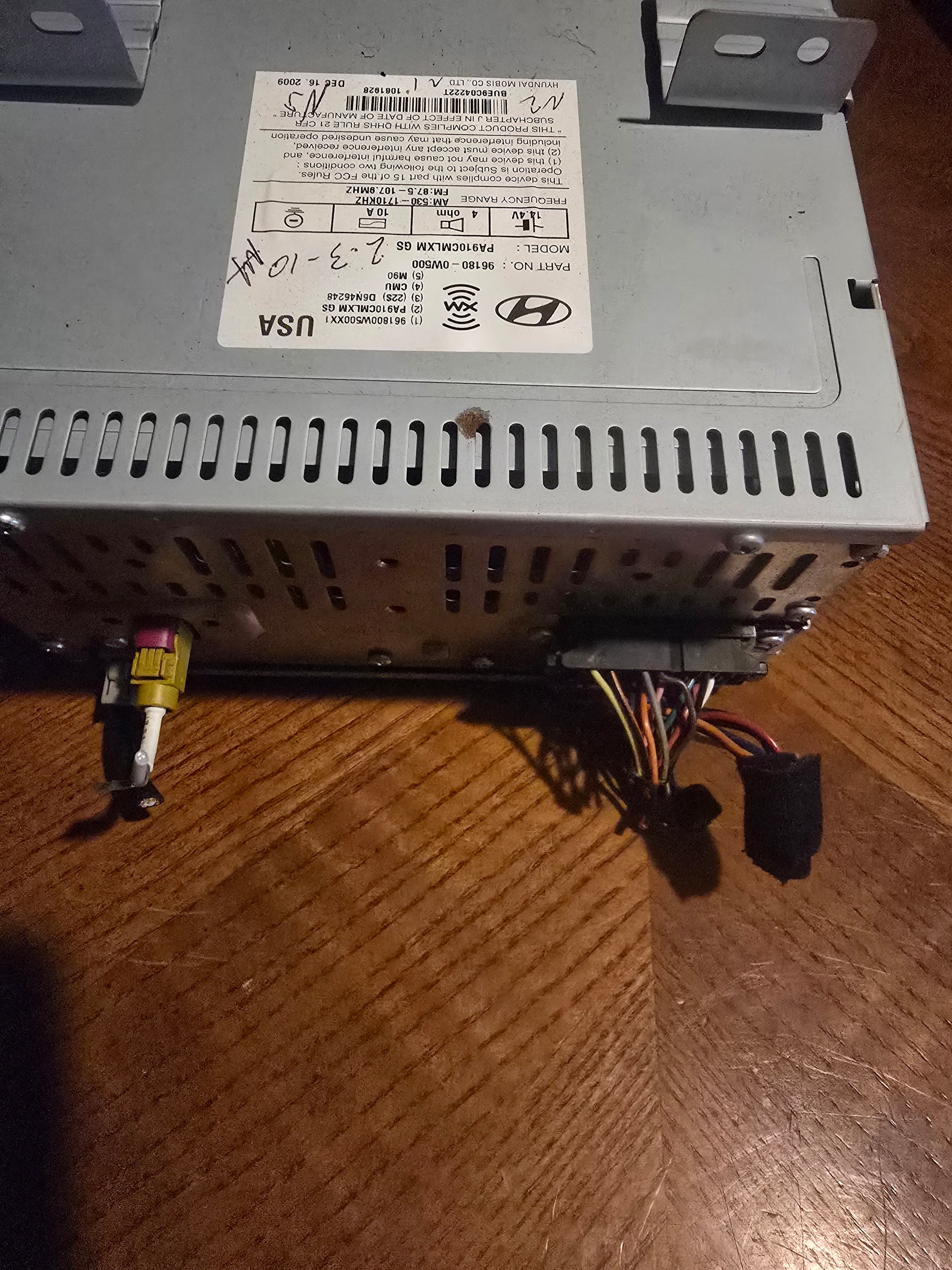 OEM Radio Hyundai Santa Fe 2010 – CD/AUX, XM, AM/FM