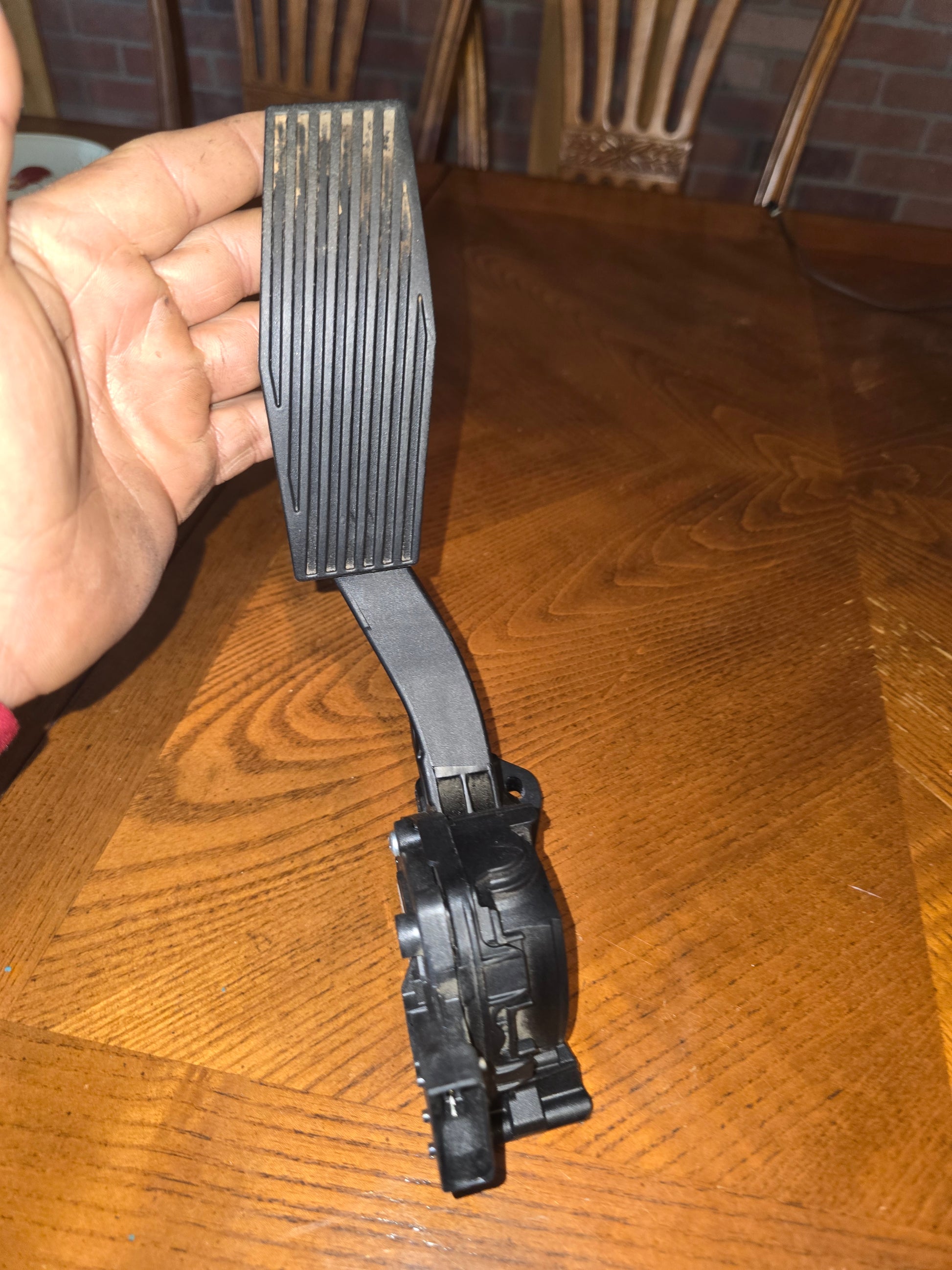 2014 Buick LaCrosse Accelerator Pedal Assembly OEM