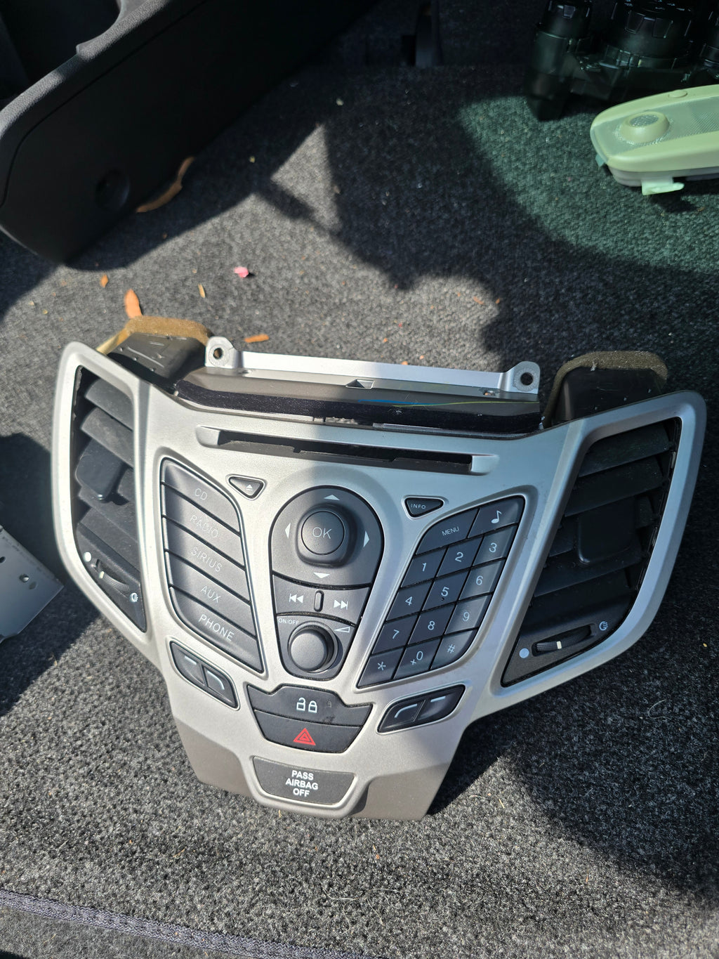 Original Ford Fiesta 2013 Radio – Used in good condition