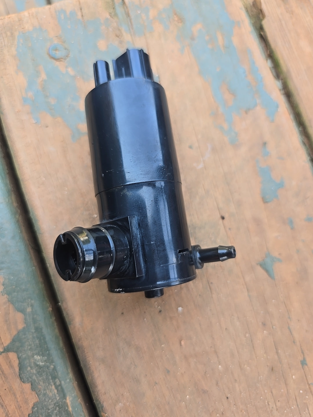 🔧 Windshield Wiper Motor – Ford Fiesta 2013