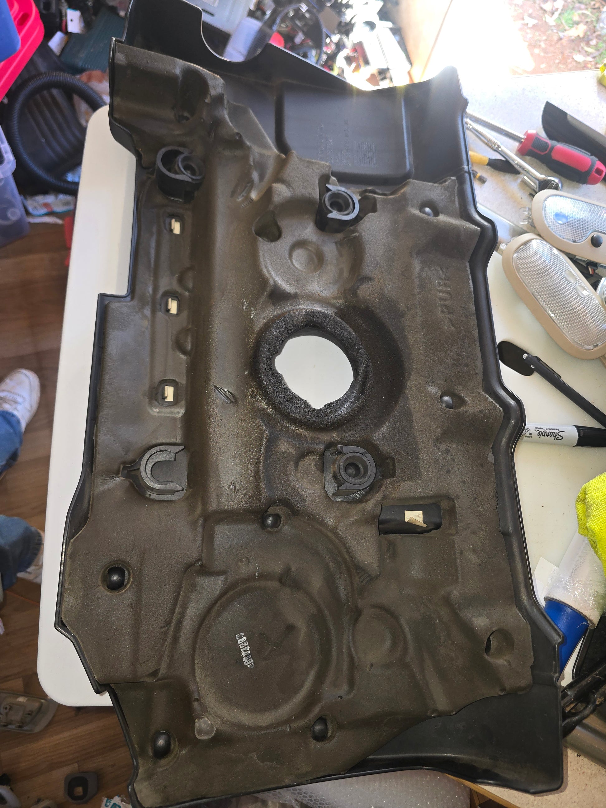 Volvo Engine Cover 3.2L OEM 30757821 – Fits XC60 XC70 S80 V70 2008-2014 – Used Original