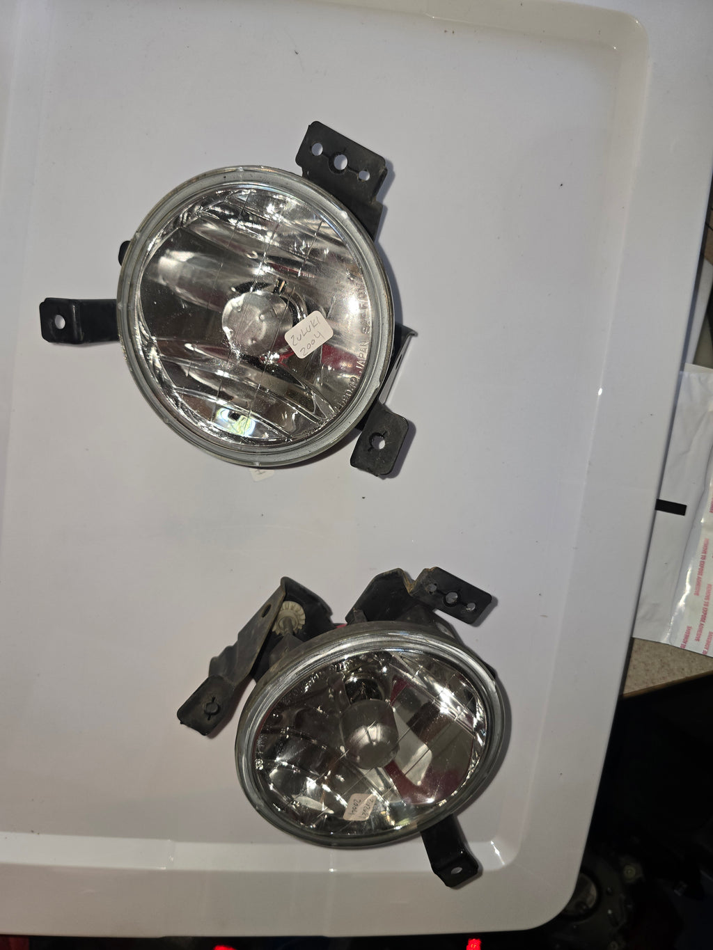 2004 Suzuki XL-7 OEM Fog Lights Set Left & Right w/ Brackets – Pair