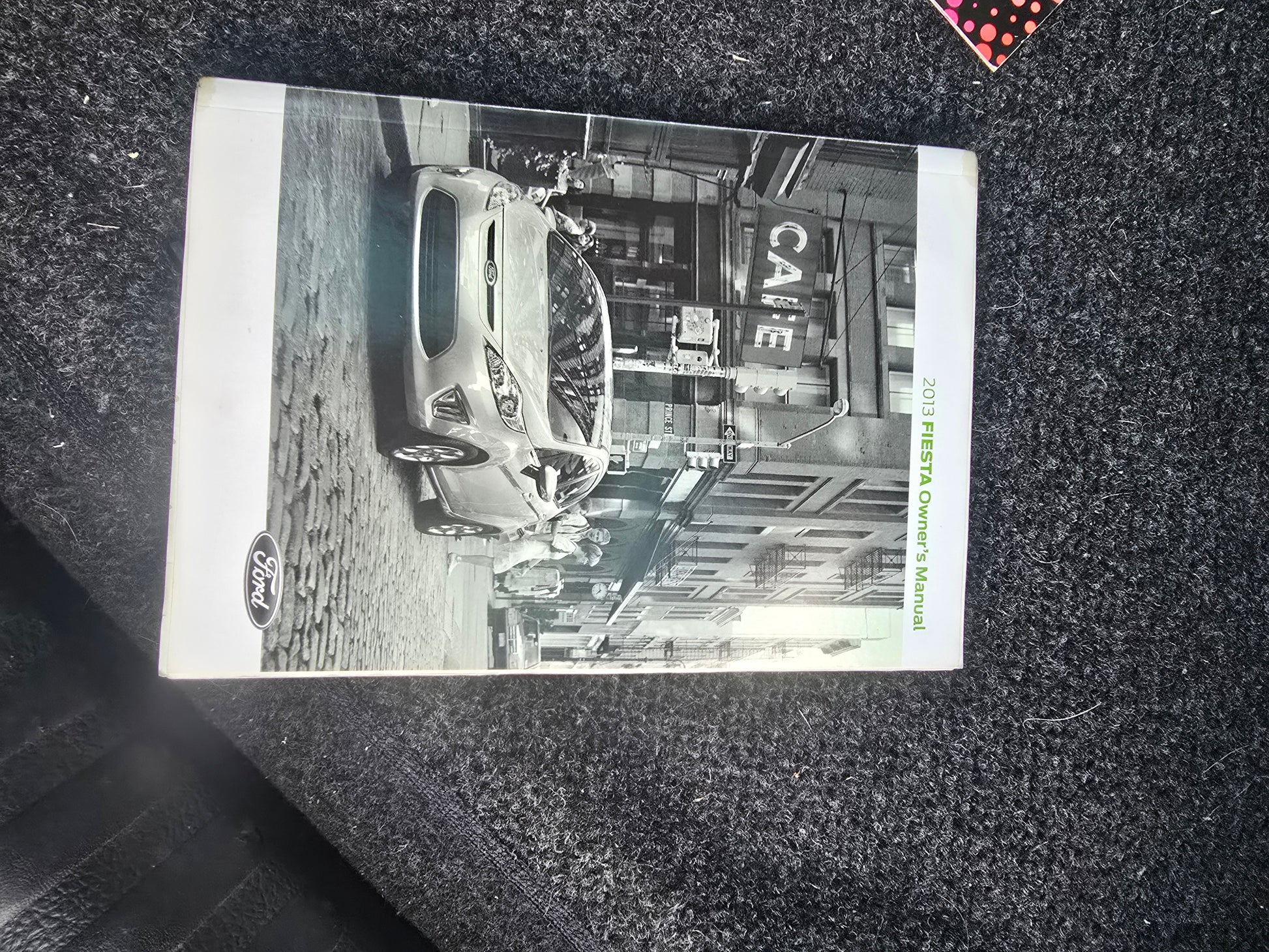  📘 Manual de Usuario Ford Fiesta 2013