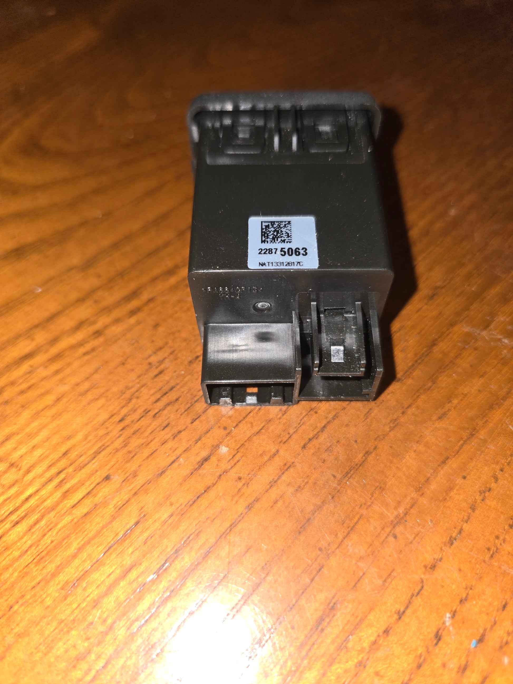 OEM USB AUX Input Module GM 22875063 – Fits Buick LaCrosse 2014