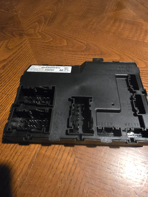 2014 Ford Fiesta BCM Body Control Module FR3T-15K600-AD OEM