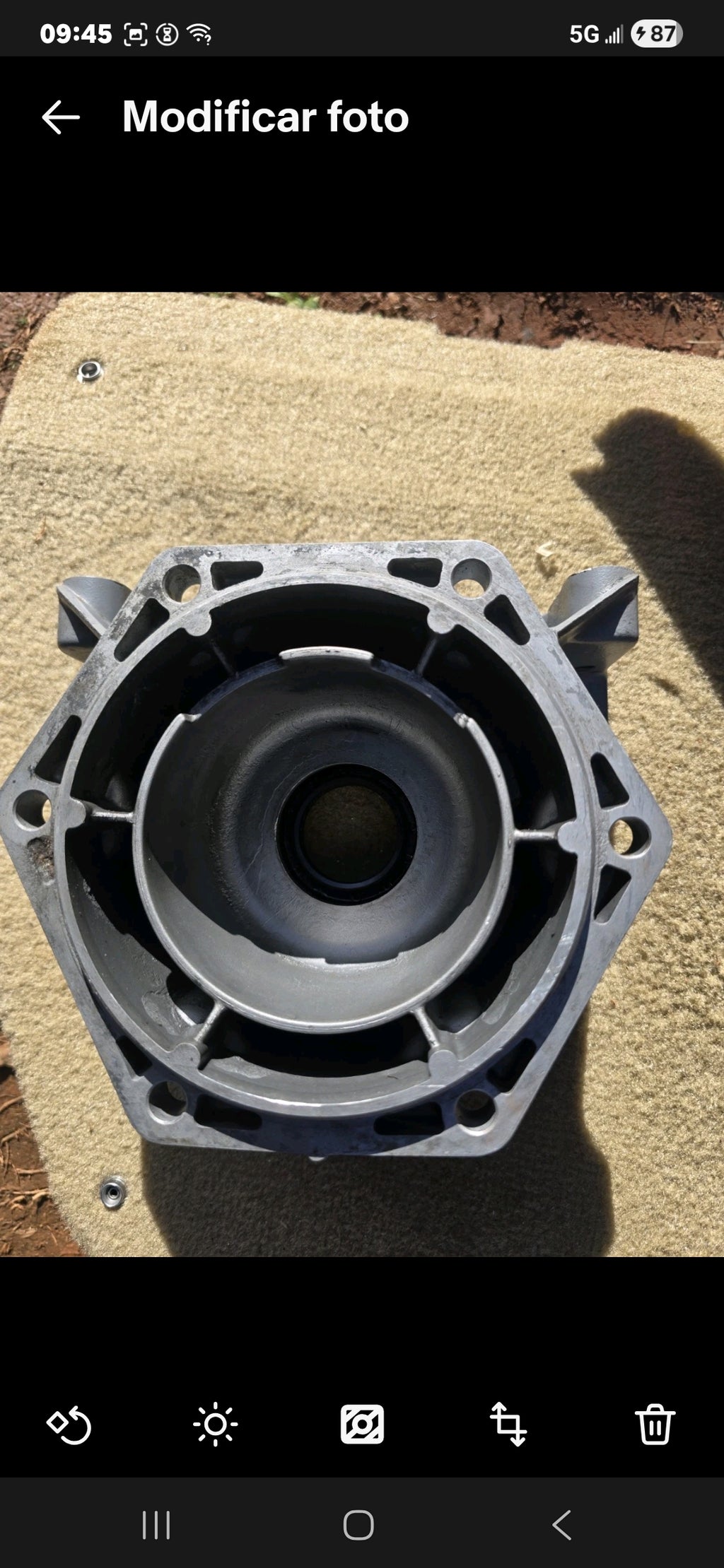 2006–2007 Hummer H3 OEM Transmission Bellhousing