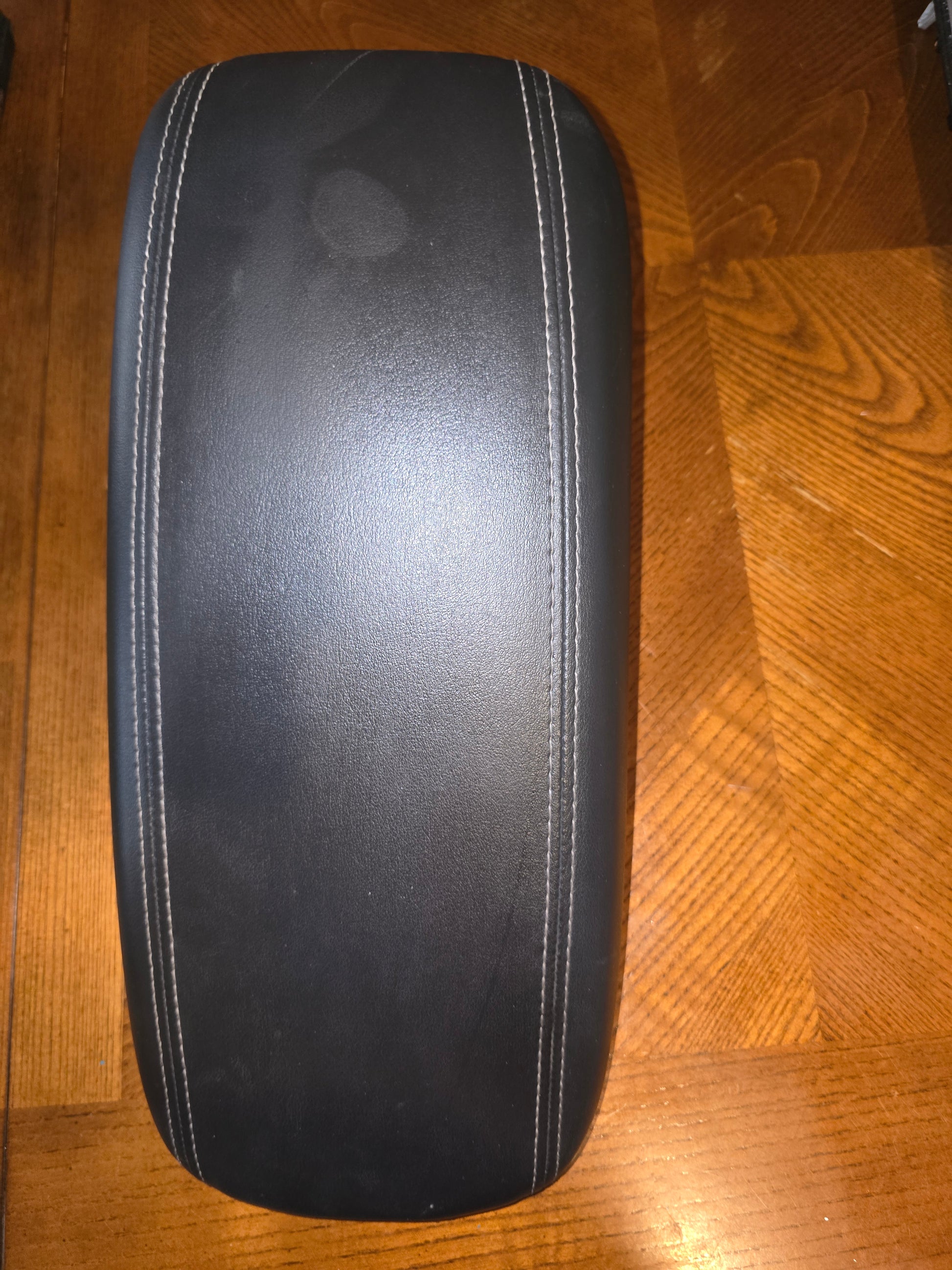 2014 Buick LaCrosse Center Console Armrest Lid OEM Black Leather
