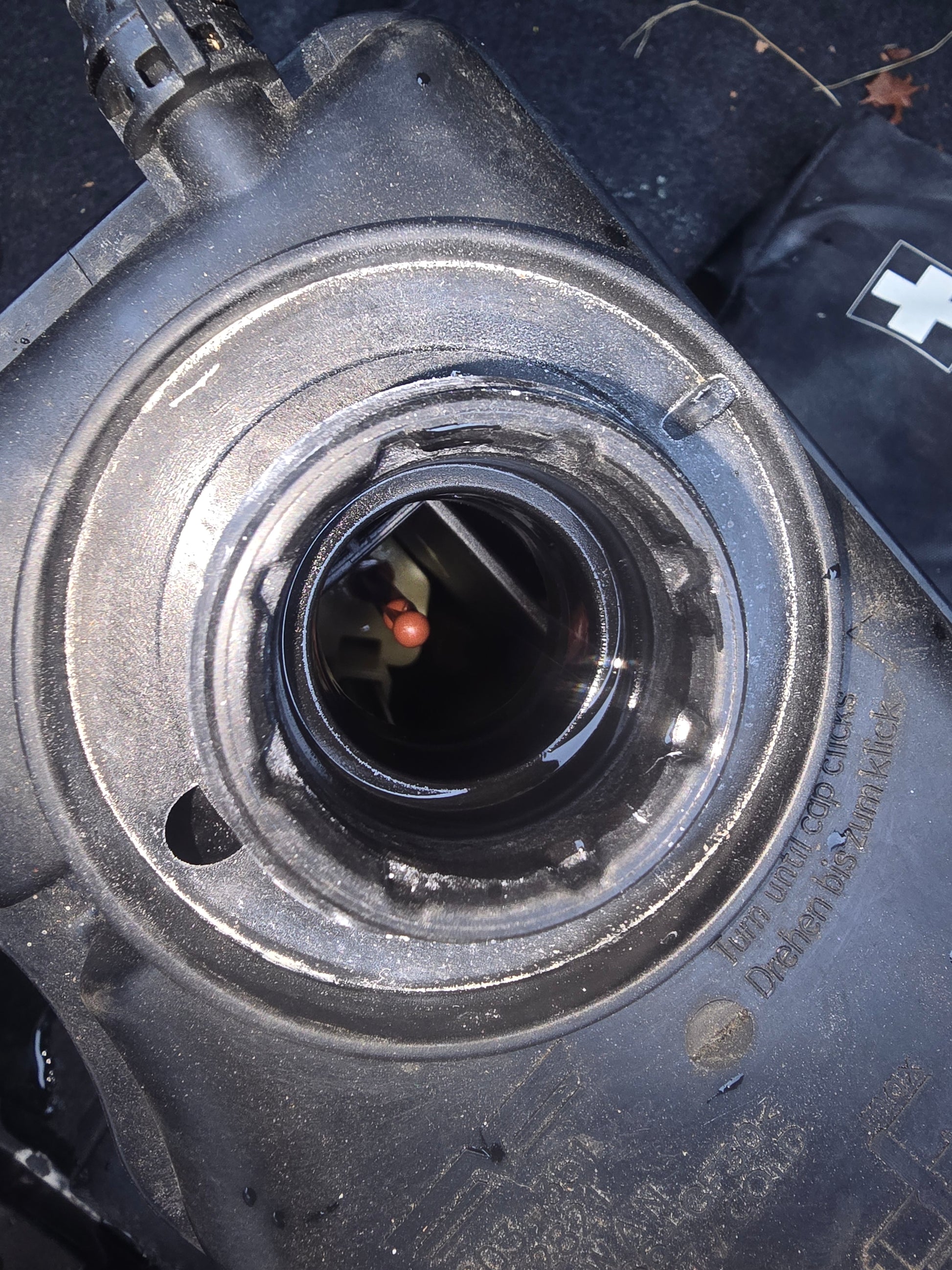 BMW coolant reservoir