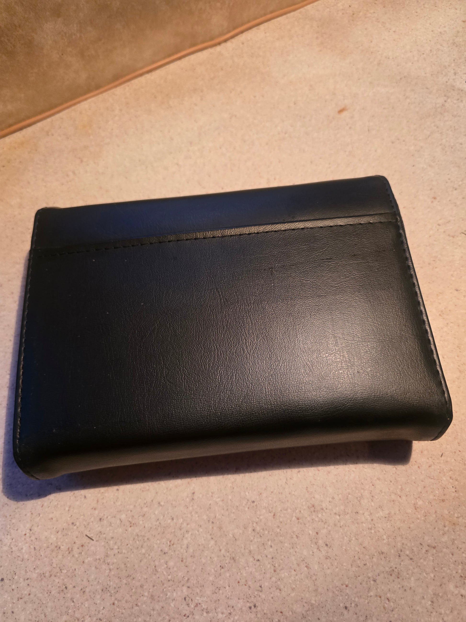 2010 Hyundai Santa Fe Owner’s Manual w/ Case OEM