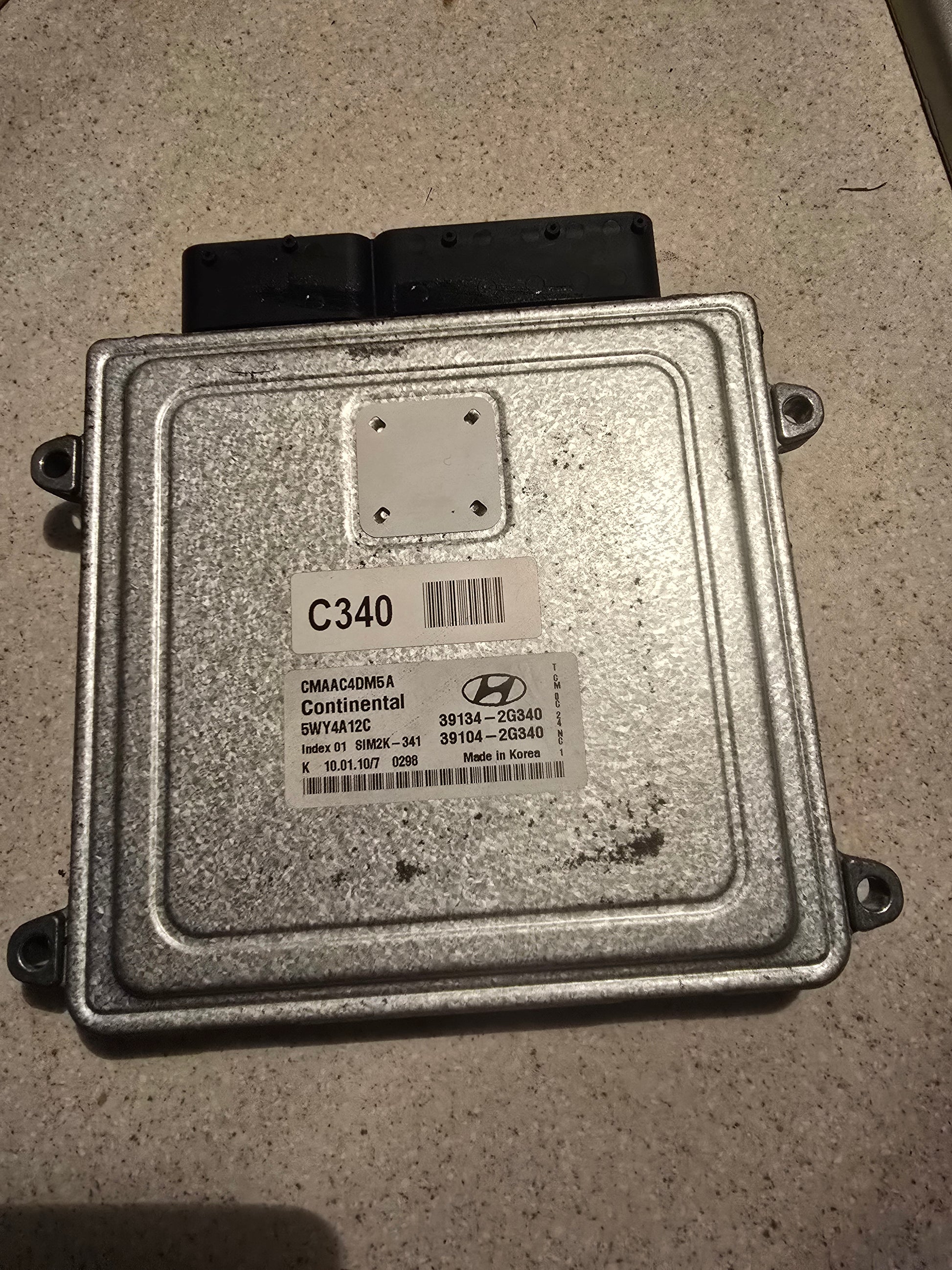 2010 Hyundai Santa Fe Engine Control Module ECU ECM 39134-2G340 OEM